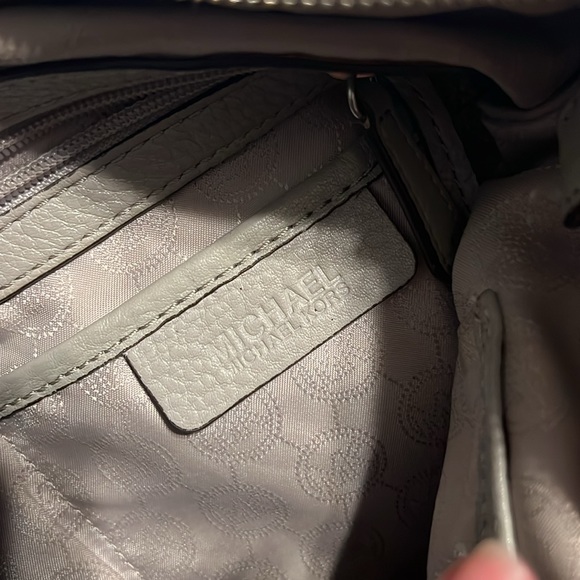 Michael Kors crossbody purse bag. Gray / grey - Picture 5 of 5